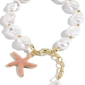 Armband met zoetwaterparels en een kleine zeester.